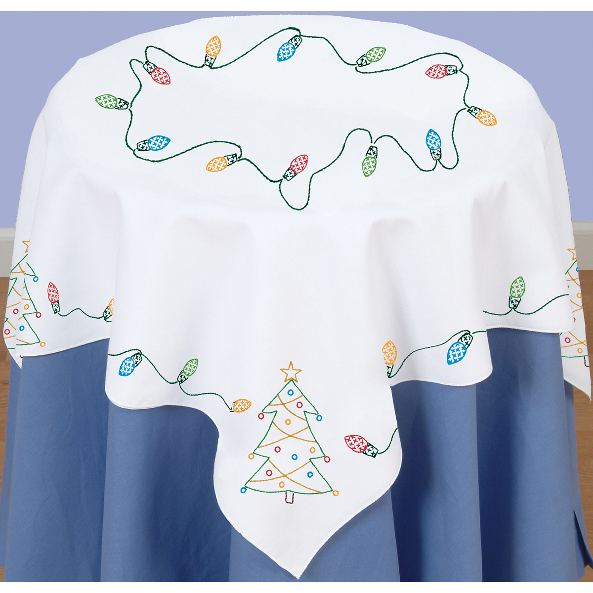 Stamped White Perle Edge Table Topper 35