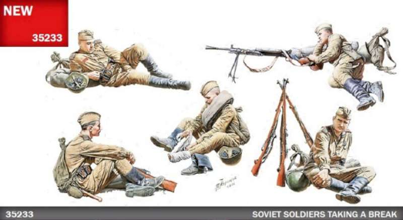 1/35 WWII Soviet Soldiers Taking a Break (5) w/Weapons & Accessories