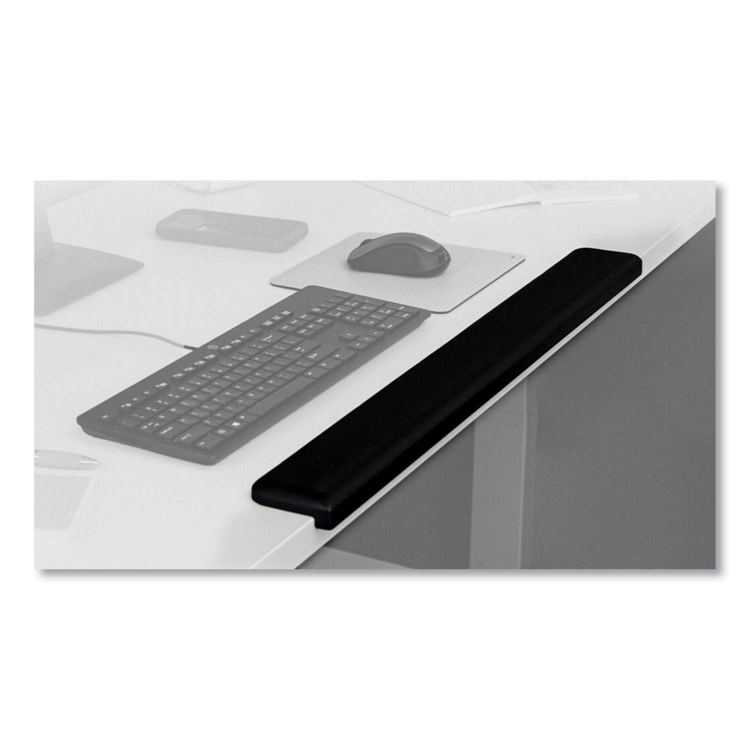3M Gel Wrist Rest for Standing Desks, 30.13 x 3.25 x 1, Black