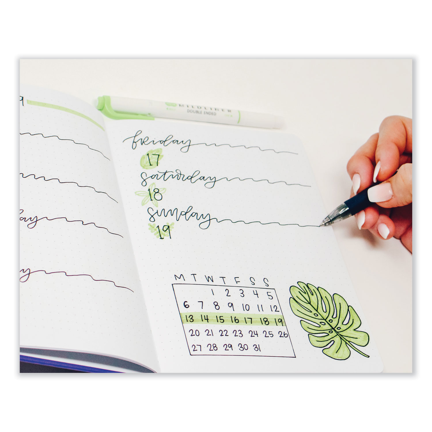 Zebra® Sarasa Retractable Gel Pen, Blue Ink, Fine, Dozen